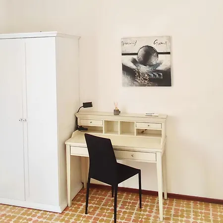 Garda Apartment *